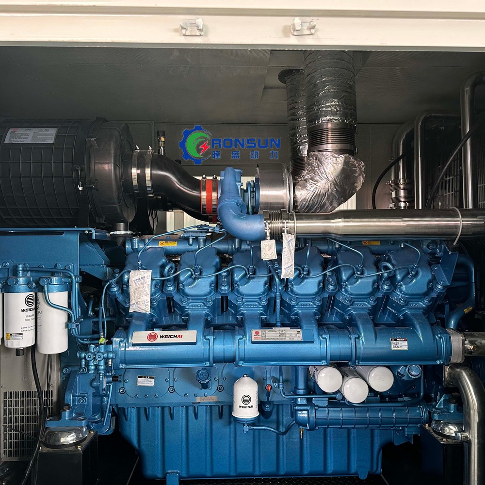 720kW / 900kVA 柴油發(fā)電機組