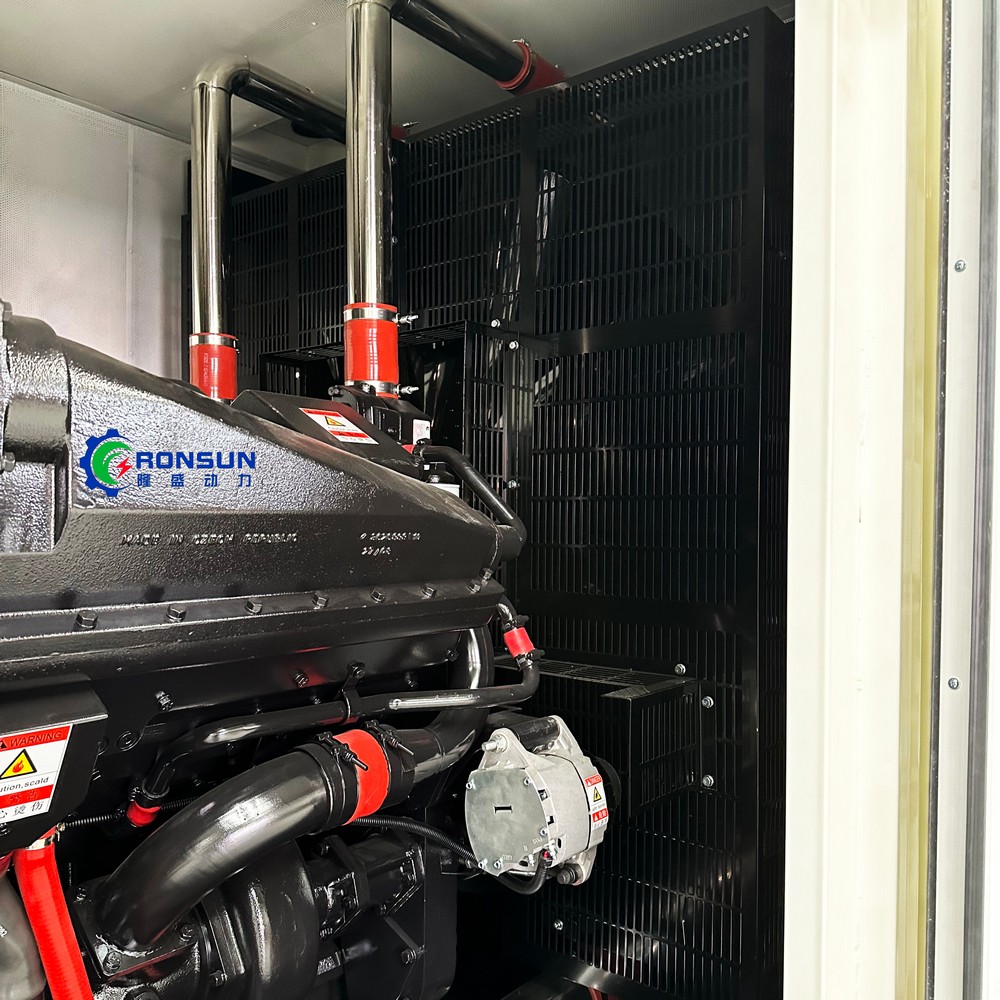 800kW / 1000kVA 柴油發(fā)電機組